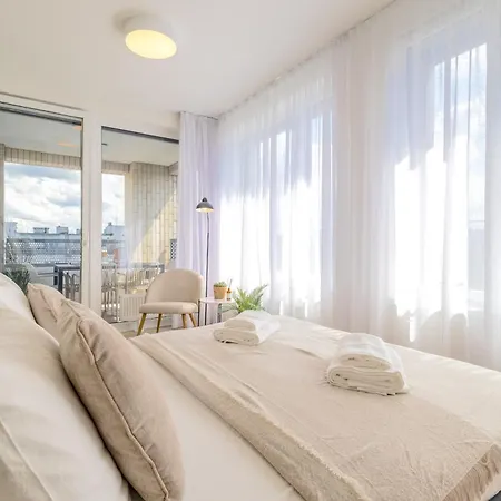 דירות Bright 2Br - 8Th Floor, Balcony, Free Parking - By Gravity פראג מראה חיצוני תמונה